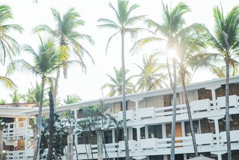 marea by mar paraiso queen