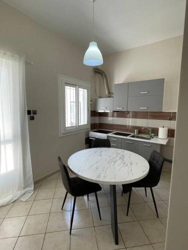 Nikea Apartment Near Pireus & Metro Iii,,3 star