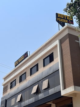Hotel Peacock,,3 star