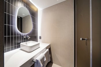 hotel code cheonho