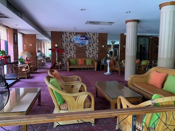 Pinhotel Lampang,,2 star