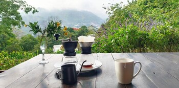 Camelliana Horizon Pongyang - Nature Retreat,,3 star