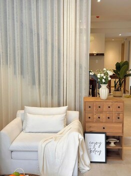 aura zen hotel hoian