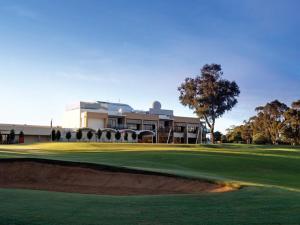 Rich River Golf Club Resort,Moama>>Echuca,4 star