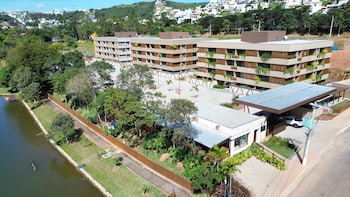 pier 135 escarpas
