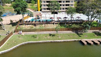 pier 135 escarpas