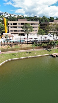 pier 135 escarpas