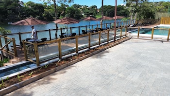 pier 135 escarpas