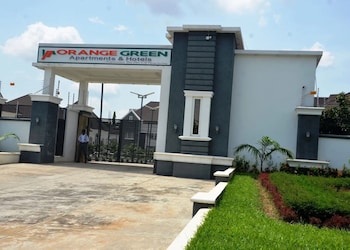 Orange Green Apartment,,5 star