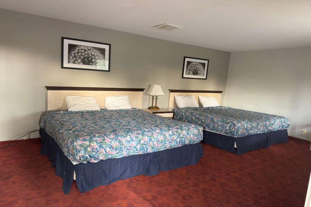 midtown motel burlington near hwy 34