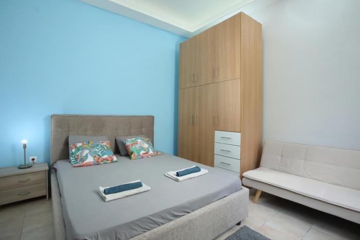 nikea apartment near pireus and metro i