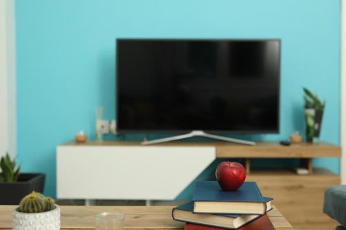 nikea apartment near pireus and metro i