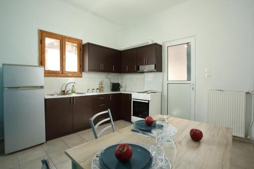 nikea apartment near pireus and metro i