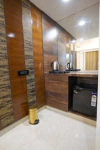 five palms hotels