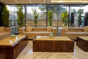five palms hotels