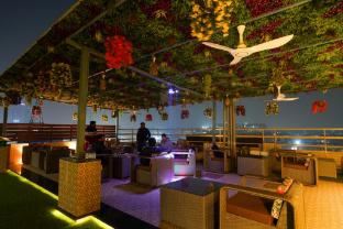 five palms hotels