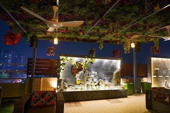 five palms hotels