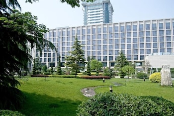 Beijing Wanshang Garden Hotel,,4 star