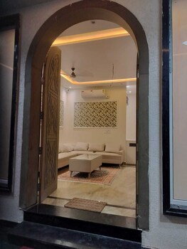 Savadhani Place,,2 star