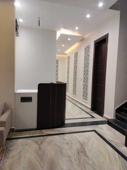 Savadhani Place,,2 star
