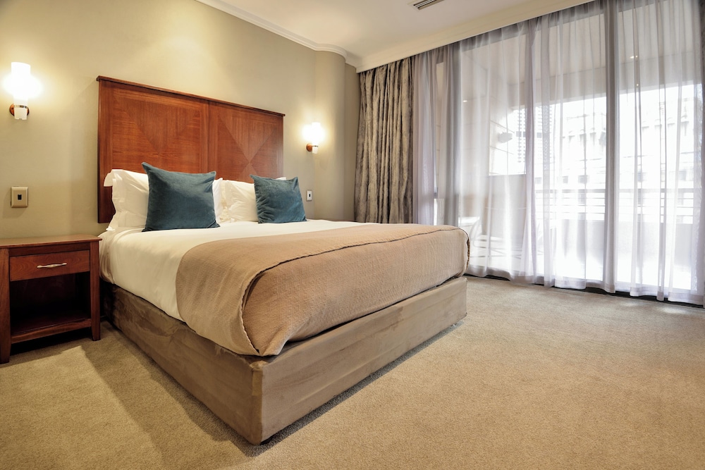 raphael penthouse suites