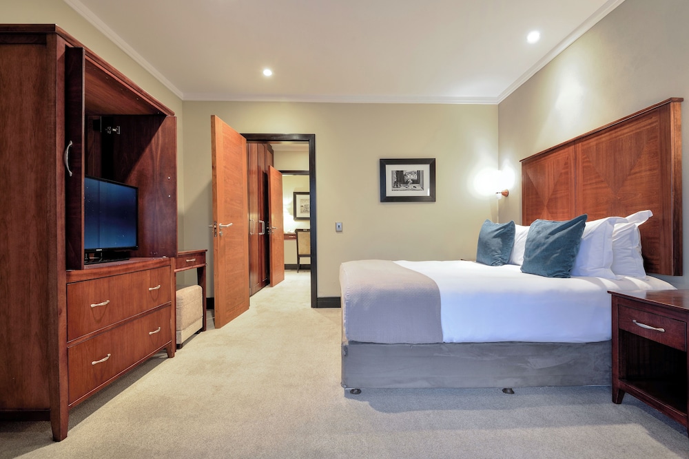 raphael penthouse suites