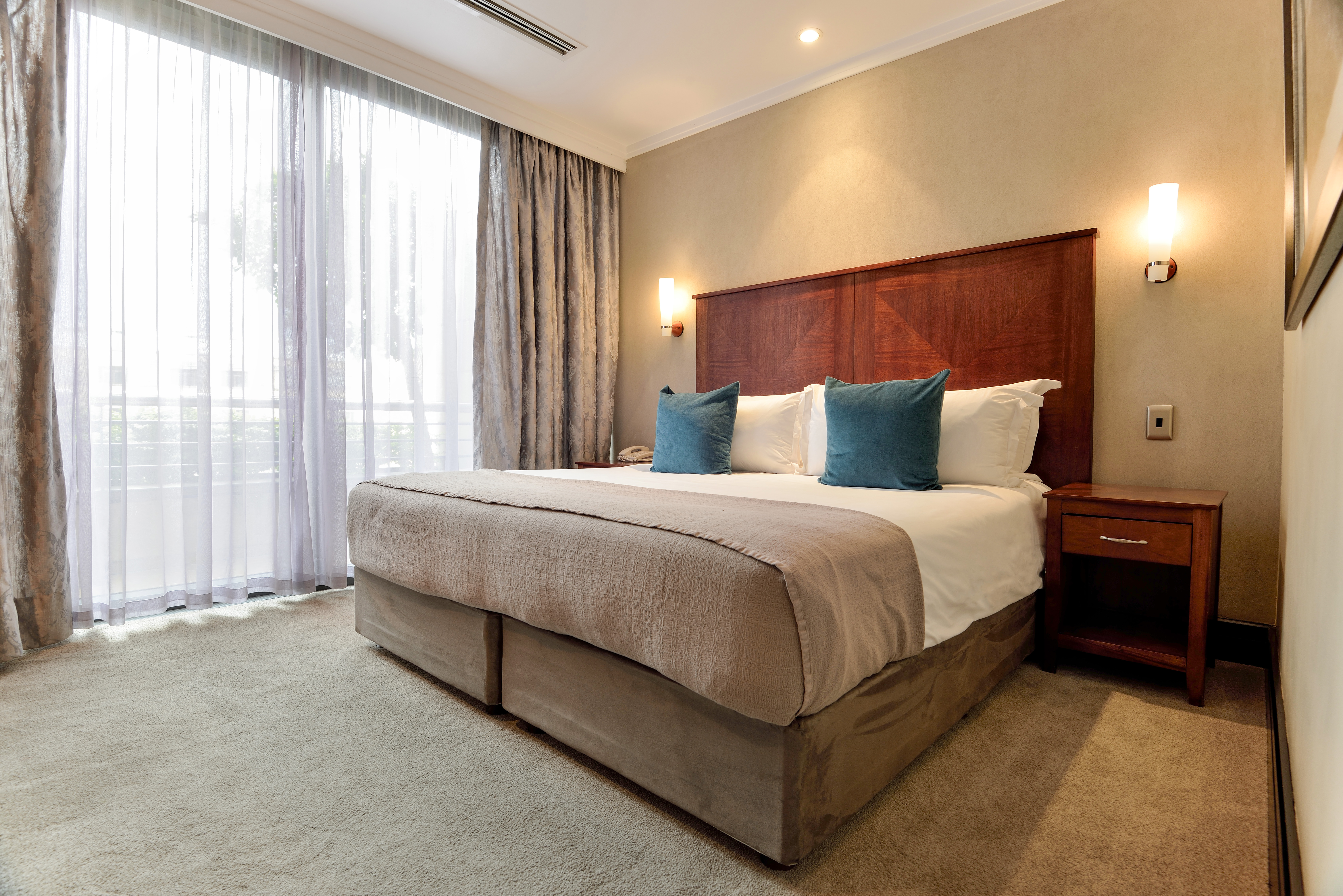raphael penthouse suites