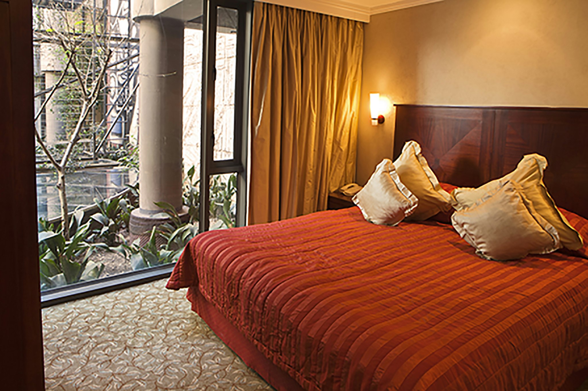 raphael penthouse suites