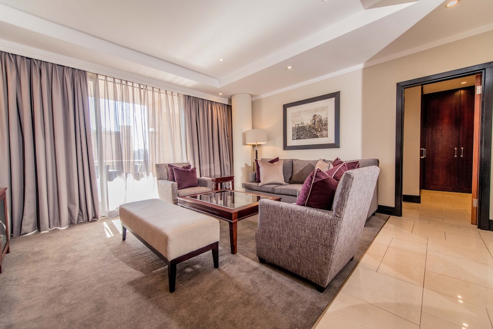 raphael penthouse suites