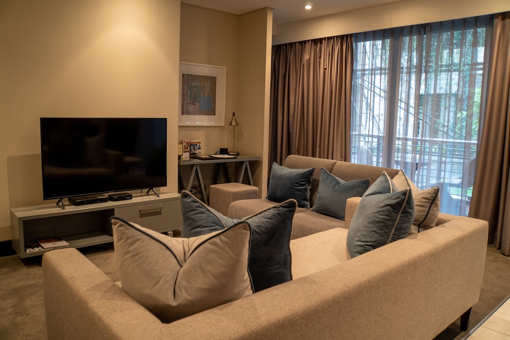 raphael penthouse suites