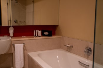 raphael penthouse suites