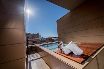 raphael penthouse suites