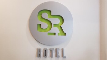 sr hotel