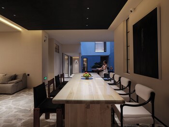dali wolan hidden luxury hotel