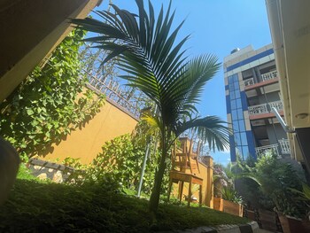 Lillian Imperial Country Hotel,,3 star