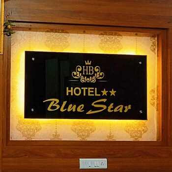 hotel blue star