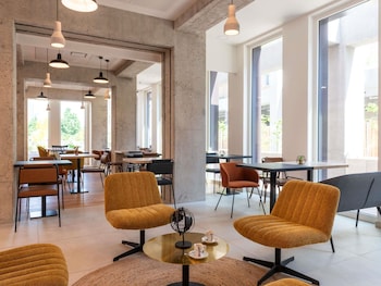 ibis styles paris pont divry
