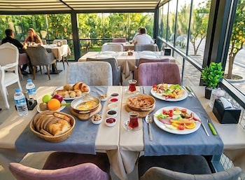 casa ayris boutique hotel