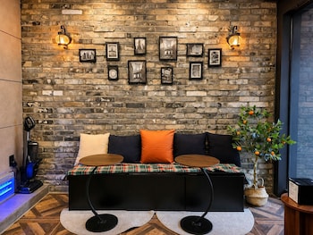 sr compact hotel sinchon