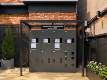 sr compact hotel sinchon