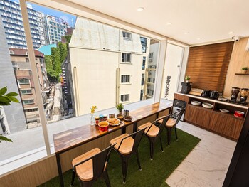 sr compact hotel sinchon