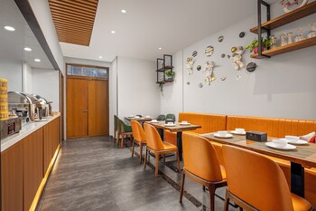 borrman international hotel shunyi