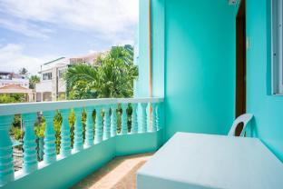 shorebreak boracay resort