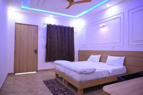 shivaay garden