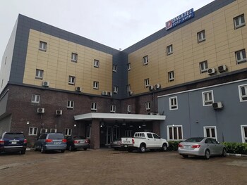 dmatel gold hotel