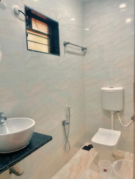 Silver Shark Boutique Villas,,2 star