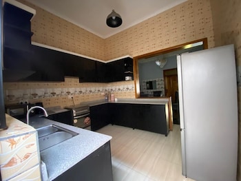 Ubumwe Aparthotel Kigali,,3 star