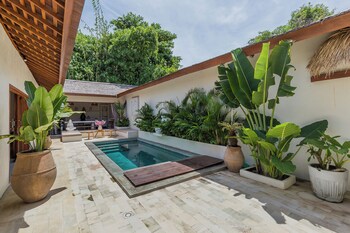 tropical villas jimbaran