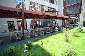e 88 hotel