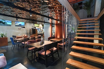 e 88 hotel